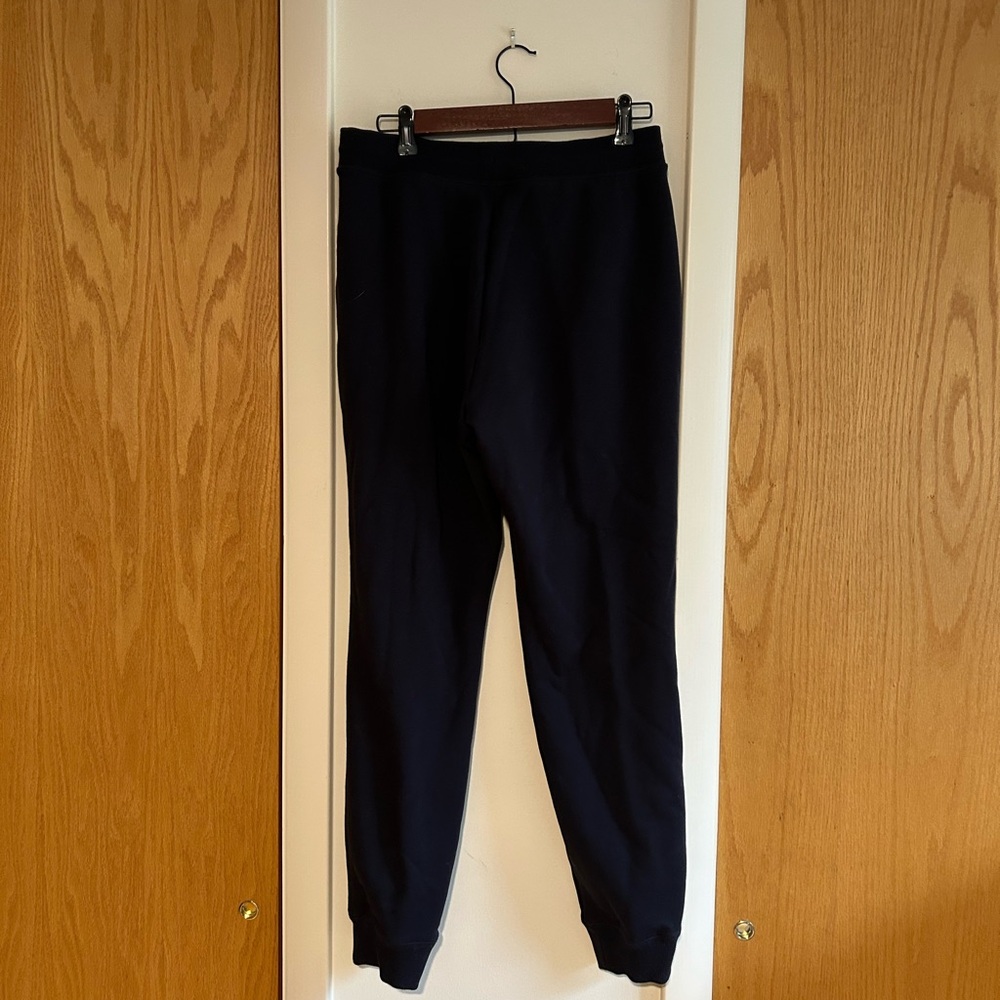 Uniqlo HEATTECH Joggers in Navy - Picture 2 of 3